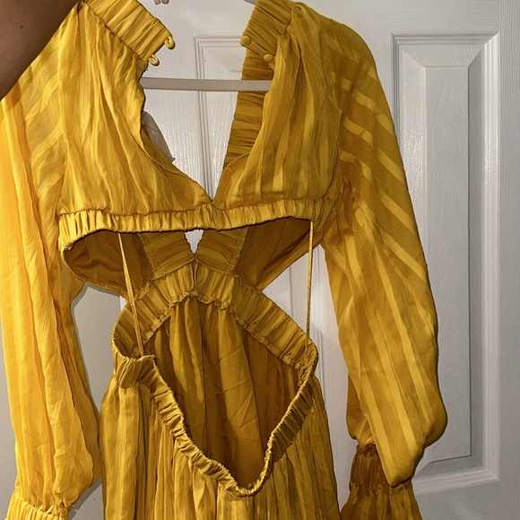 ASOS DESIGN plunge maxi dress with cut out detail - Picture 11 of 11